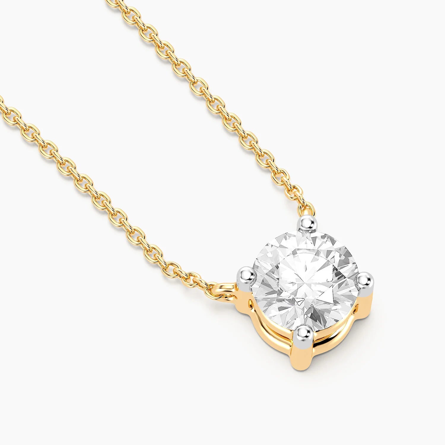 Colgante solitario en plata bañada en oro con diamante de laboratorio